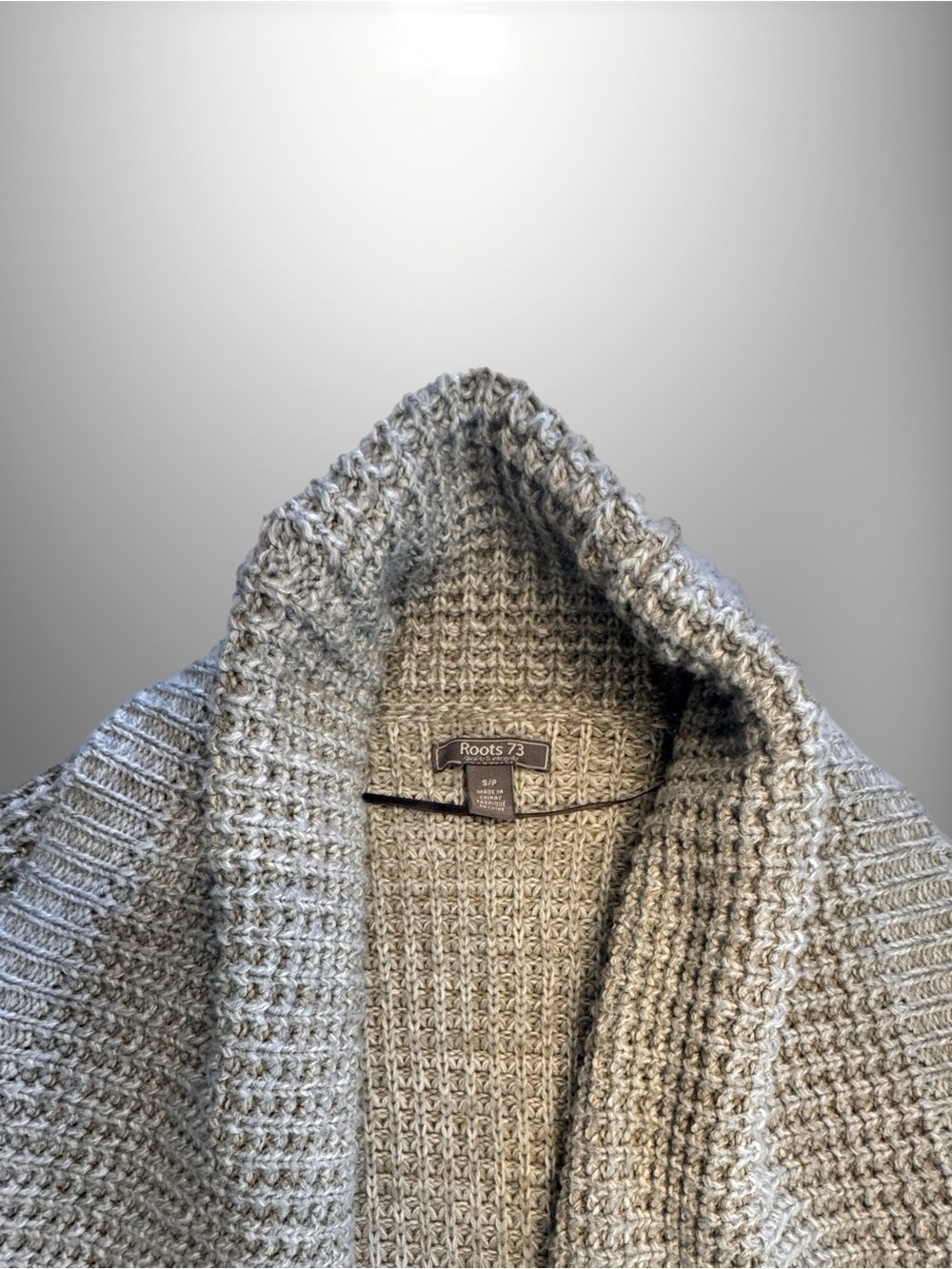 Roots knitted Cardigan |Cozy Light Gray Chunky Knit Cardigan - Picture 5 of 6